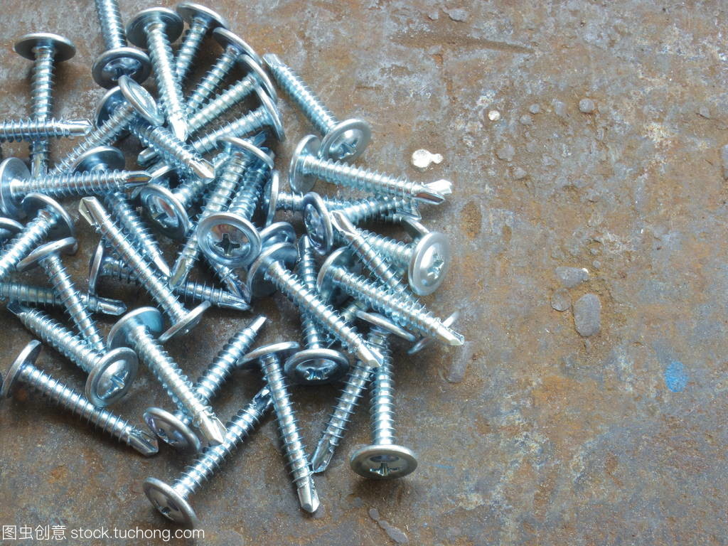 建筑用金屬螺絲與配件制造的重要性與發(fā)展趨勢(shì)